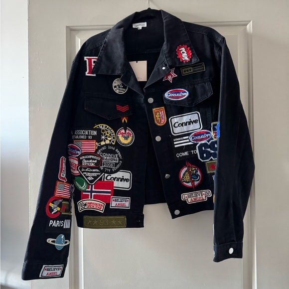 Superdown Caitlin Denim Jacket - Picture 1 of 12